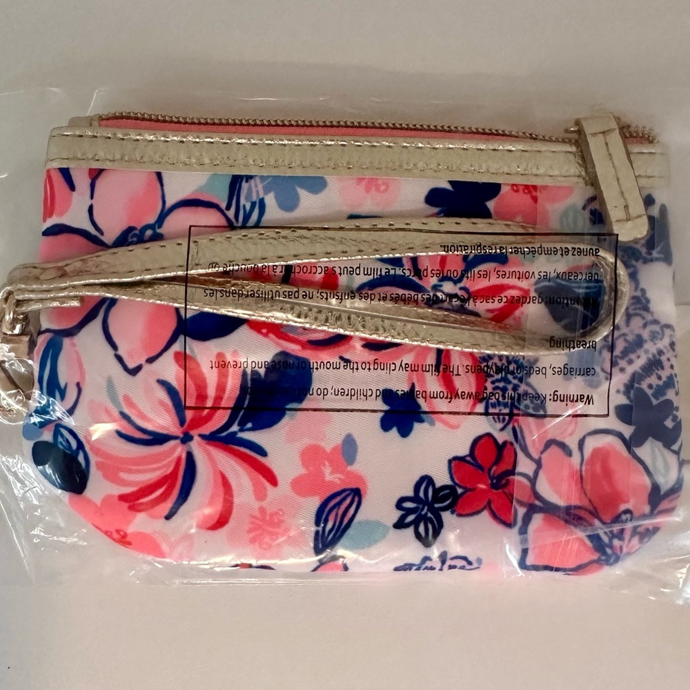 Lilly Pulitzer Party Like A Lobstar Wristlet